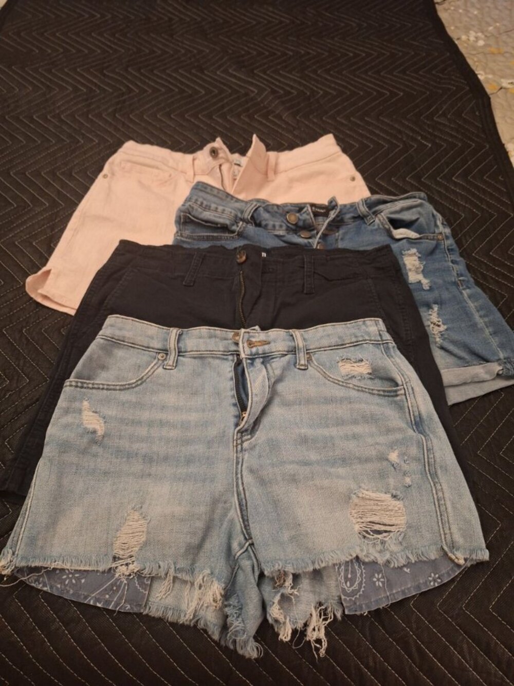 Women’s Denim Shorts Lot of 4 Size Small Distressed Cutoff Cuffed Various Washes